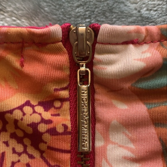 Pink tank top// by Nicki Minaj - Picture 3 of 3